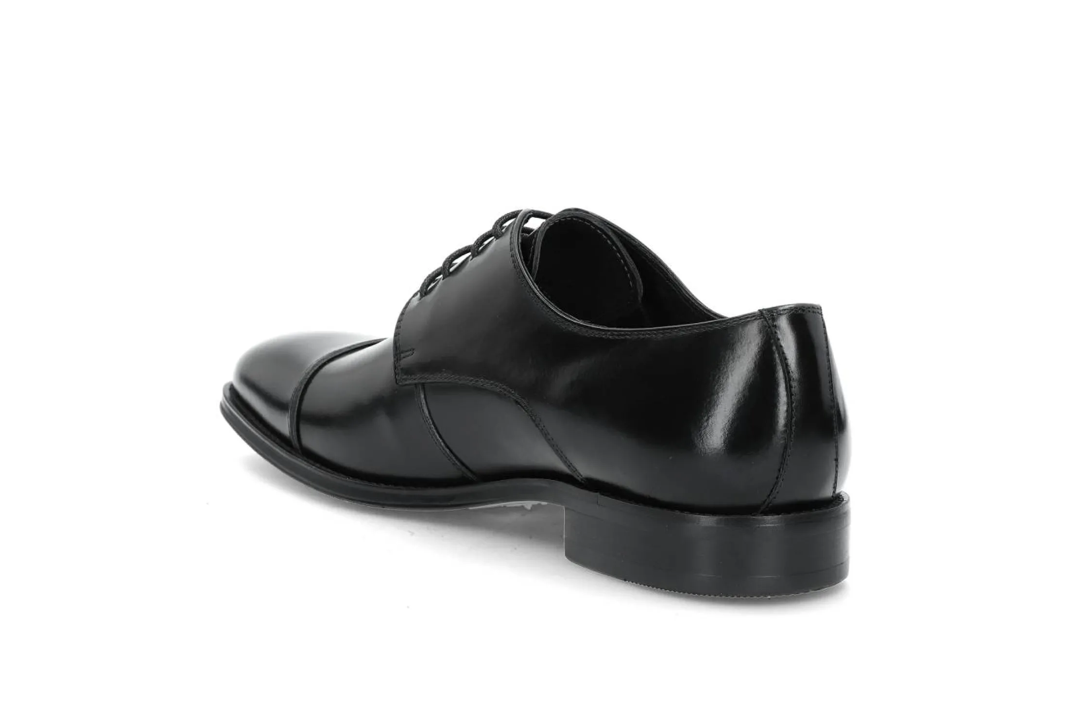 Elegant dressko i skinn