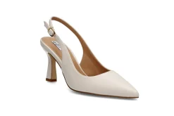 Elegant slingback pumps