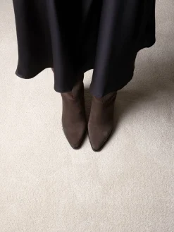 Elegant støvlett på hæl