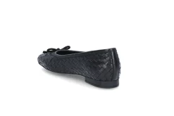 Interlace ballerina