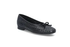 Interlace ballerina