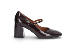 Mary-Jane pumps