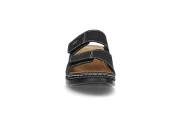 Praktisk og komfortabel sandal