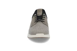 Praktisk slip on sko