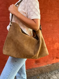 Romslig totebag