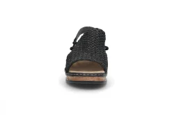 Sandal med stilige detaljer