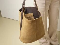 Shopper veske i semsket skinn