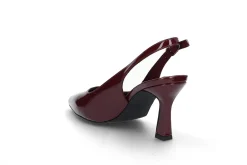 Slingback pumps