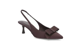 Slingback pumps
