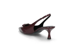 Slingback pumps