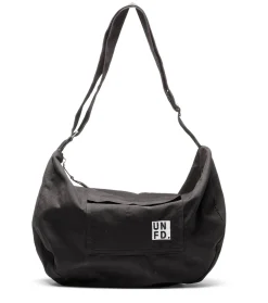 Sporty hobo bag