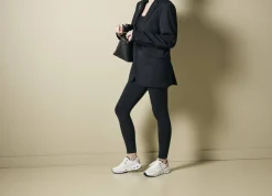 Sporty sneaker