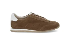 Sporty sneaker
