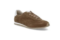 Sporty sneaker