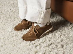 Sporty sneaker