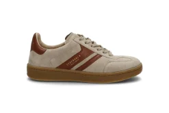 Sporty sneaker