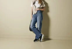 Sporty sneaker