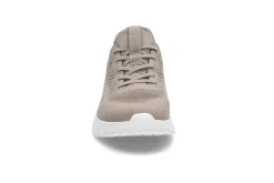 Sporty sneaker