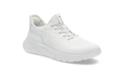 Sporty sneaker