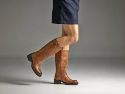 Trendy boots