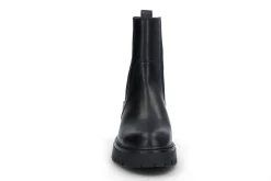 Trendy boots